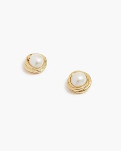 Preppy Jewelry, Wrist Jewelry, Jewelry Accessories Ideas, Classy Jewelry, Jewelry Essentials, Gold Stud Earrings, J Crew Jewelry, Jewelry Lookbook, Stud Earrings For Women