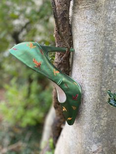 Stunning olive green hand painted shoes with beautiful autumn leaves. Please note, these shoes are made to order. Please send a message with your shoe size and requirements before ordering.  Miss Rhodes Shoes All our shoes are hand-painted authentic designs, so you can buy with confidence that your shoes are unique and one of a kind. Each pair of shoes are sealed using the highest quality products to give your shoes long-lasting protection, making them splash and scratch proof.  We design shoes for all occasions and are delighted to now offer gift vouchers too. Step away from the crowd and immerse yourself in the luxury of hand-painted bespoke shoes. Shoes Heels Stilettos, Bespoke Clothing, Bespoke Shoes, Heels Stilettos, Hand Painted Shoes, Green Hand, Patent Shoes, Beautiful Autumn, Authentic Design