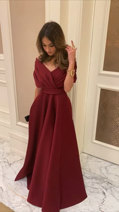 Red Dresses Ideas, Gowns For Farewell Party, Farewell Gowns, How To Style A Red Dress, A-line Dresses, Outfits For Prom, Wedding Outfits Ideas, Red Dress Ideas, Red Color Dress