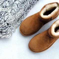 Love these boots, not only are they comfy, but they're cozy and perfect for winter super cute,suitable for winter prices only $39. Black Friday Sale, Slide Slipper