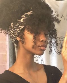 Curly Black Hair Updo, Fem Black Hairstyles, Grunge Natural Hair, Black Hairstyles 80s, Hair Shrinkage Before And After, 4c Bandana Hairstyles, Aesthetic Afro Hairstyles, Black Curly Short Hairstyles, Outfits With Afro Hair