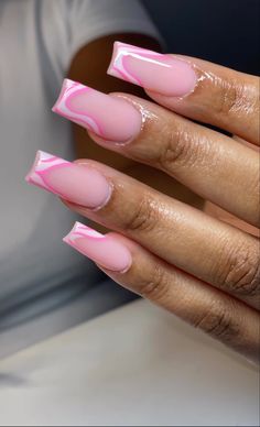 Tamper Square Nails Long, Cute Nail Square Designs, Nail Shop Acrylic Nails, Pink Abstract Nails Square, Medium Nail Ideas Pink, Basic Medium Nails, Short Pink Nail Inspo Acrylic, Med Square Acrylic Nails, Medium Square Acrylic Nails Designs Pink