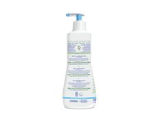 Gentle Cleansing Gel is a newborn-friendly, tear-free, trusted choice for safely cleaning and soothing baby's skin and hair. Crafted with 93% plant-based ingredients, including Avocado Perseose® and Vitamin B5, this biodegradable formula effectively cleans and nourishes without stripping the skin's natural oils. Delicately fragranced with Mustela's signature scent, it leaves the skin with a light, fresh scent. Fetal Movement, Shower Tips, Soothing Baby, Virtual Baby Shower, Perfect Baby Shower, Pregnancy Test, Unique Baby Shower, Vitamin B5, Cleansing Gel