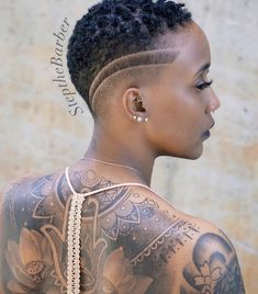 Curly Hair With Taper, Natural Curly Short Hairstyles, Curly Short Hairstyles, Curly Hair Taper, Natural Hair Pixie Cut, Mohawk Fade, Short Hairstyles For Black Women, Shaved Heads