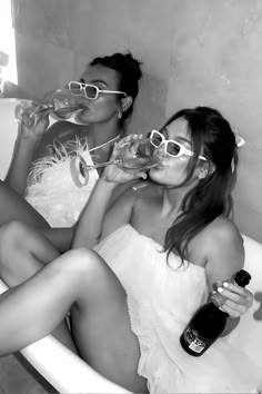 Women Drinking Wine in Bathtub Print, Black and White, Bar Cart Poster, Fashion Wall Art, Bachelorette Party Decor, Girls Bathroom Wall Art Black And White Night Bachelorette, Vogue Bachelorette Party, Bachelorette Party Photo Poses, Luxury Bachelorette Party Aesthetic, Bachelorette Party Photo Ideas, Black And White Hen Party, Cottagecore Bachelorette, Bachelorette Black And White, Wine In Bathtub