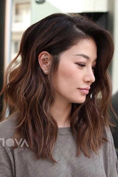 Asian Hairstyles, Lazy Hairstyles, Messy Short Hair, Long Bob Hairstyles, Side Part, Asian Hair, Medium Hair Cuts, Medium Length Hair Cuts, Balayage Hair