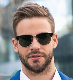 Princeton Haircut, Influencing People, Oval Face Men, Fade Undercut, Ivy League Haircut, Short Hair With Beard, Highlights Hairstyles, Mens Hairstyles Thick Hair