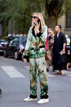 Pajama Fashion, Women Fashion Edgy, Milan Fashion Weeks, Spring Street Style, Cool Street Fashion, Fashion Week Street Style, Street Style Looks