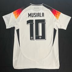 a soccer jersey with the number 10 on it