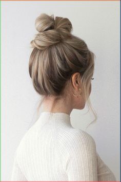 Messy Hair Bun Tutorial, Easy Messy Bun Hairstyles, Chic Messy Bun, Hairstyle For Summer, The Perfect Messy Bun, Alex Gaboury, Messy Bun Hairstyle, Workout Hair, Blonde Bun