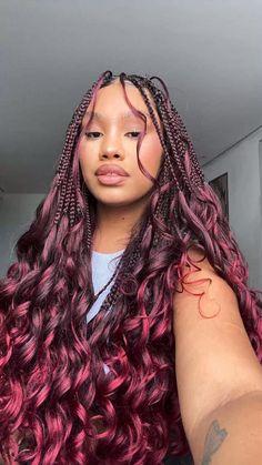 Red Ombre Braids, French Curl Braids Hairstyles, Spiral Braids, Box Dreads, French Curl Braids, Overnight Braids, French Curls, Curl Braids, Spiral Braid