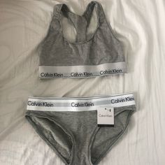 The Cotton Sports Bar Has Been Worn But The Underwear Is New, Unused, And Still Has Its Tag Calvin Klein Bra Pack, Calvin Klein Thong Set, Cute Bra And Pantie Set, Sports Bras Calvin Klein, Calvin Klein Gift Set, Ck Grey Bra, Calvin Klein Outfits, Intimo Calvin Klein, Gym Outfits