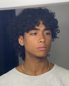 Jaymin Khansmith, Fluffy Curly Hair, Long Curly Hair Men, Male Haircuts Curly, Really Curly Hair, Men Haircut Curly Hair, Photographie Portrait Inspiration, Boys With Curly Hair, Haircuts For Curly Hair