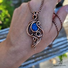 Small Pendants, Wire Wrapped Stone Jewelry, Wire Wrapped Jewelry Diy, Wire Wrapped Jewelry Tutorials, Wire Jewelry Designs, Wire Wrapping Crystals, Wire Wrapping Stones, Pretty Pendant