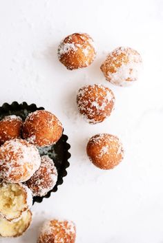 Homemade Donut Holes are actually a lot easier to make than you think! With these step-by-step instructions, you’ll become a pro. Best Chow Mein Recipe, Homemade Donut Holes, Chow Mein Sauce, Homemade Donut, Donut Hole Recipe, Top Down View, Chow Mein Recipe, Doughnut Holes