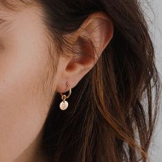 Material: Vermeil; plp_main Small Earrings Gold, Starburst Earrings, Gold Earrings Designs, Sapphire Earrings, Everyday Earrings, Small Earrings, Dainty Earrings, Jewelry Inspo, Ear Jewelry