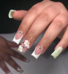 3d Butterfly Nails, Country Acrylic Nails, Nails After Acrylics, Embroidery Crewneck, Butterfly Nails, Super Cute Nails, Spring Acrylic Nails