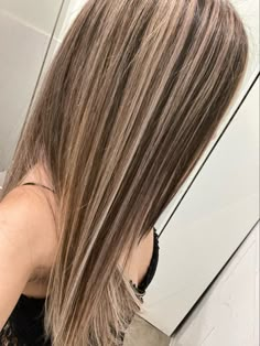 Highlights With Wavy Hair, Grunge Hair Highlights, Teased Highlights Brunettes, Bond Highlights On Brown Hair, Hair Streaks For Blonde Hair, Dark Brown Hair W Blonde Highlights, Bollyarge Hair, Different Type Of Highlights, Blonde Highlights 2000s