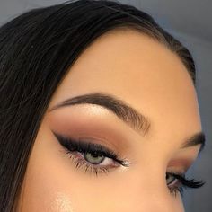 Gorgeous Eye Makeup, Smokey Eye Makeup Look, Eye Makeup Ideas, Eye Makeup Designs, Simple Eye Makeup, Makeup Tricks, Makeup Hacks, Gorgeous Eyes