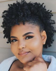 . Medium Natural Curly Hairstyles, Hairstyles For Natural Curly Hair, Hair Journal, Natural Girl, Twa Hairstyles, Natural Curly Hair, Hoco Hairstyles