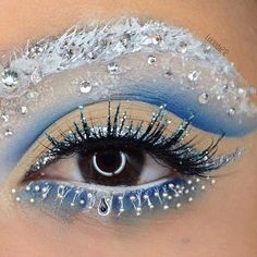 Faerie Photoshoot, Winter Faerie, Cabelo Pin Up, Magic Makeup, Christmas Eye Makeup, Face Art Makeup, Queen Makeup, Eye Makeup Pictures