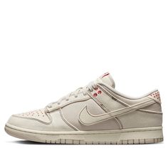 Nike Dunk Low Light Orewood Brown Sashiko DV0834-100 Skate Shoes  -  KICKS CREW Basket Nike, Tenis Nike, Baskets Nike, Streetwear Mode, Dunks Nike, Adidas Spezial, Cream Shoes, Nike Dunk High, Nike Sb Dunks