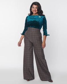 Vintage Outfits Plus Size, 1940s Pants, 1940s Outfits, Plus Size Business, Wardrobe Aesthetic, Uv Clothing, Apple Shape, Suspender Pants, Vintage Inspired Outfits