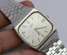 Vintage Seiko 7832 5000 Textured Dial Men  Quartz Watch Japan Cushion Shape 33mm  Please see photo to see condition of actual watch. Watch is Working. Edgars Haircut, Adidas Wallpapers, Vintage Watches Women, Seiko Watch, Retro Watches, Men's Vintage Watch, Dress Attire, Watches Women, Street Style Outfits Men