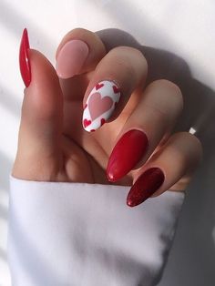 Heart Nail Ideas, Fine Nails, Diy Bts, Accent Nail Designs, Plum Nails, Bridal Nail, Sheer Nails, Heart Nail Designs, Bridal Nail Art