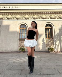 Bubble girl🫧🖤☁️ Puffy White Skirt Outfit, Brat Inspired Outfits, Bubble Shorts Outfit, Balloon Mini Skirt Outfit, White Balloon Skirt Outfit, Black Bubble Skirt Outfit, Puff Skirt Outfit, Flo Check, Balloon Skirt Outfit