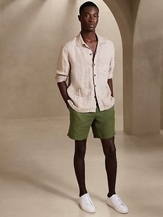 Effortless and luxurious, this linen short stays cool and fresh, even in heat an humidity.  Pull-on styling makes it a go-to style for days that call for a bit of extra ease.  SLIM FIT: Mid rise, with a slim leg.  Pull-on styling with drawstring wais Short King Outfits, White Linen Shirt Outfit, Green Shorts Outfit, Linen Shorts Outfit, Linen Shirt Outfit, Short Stays, Safari Outfit, White Sneakers Outfit, Plain White Shirt