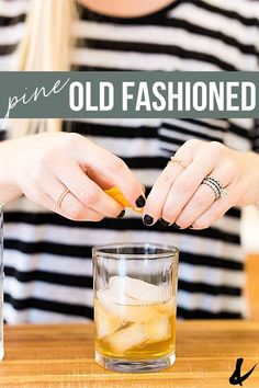 If you're a whiskey fan, you'll love this holiday twist on a classic cocktail recipe. Make a Pine Old Fashioned! It's an easy recipe with tons of flavor! Christmas Signature Cocktail, Best Old Fashioned Recipe, Old Fashioned Recipe, Unique Cocktails, Diy Christmas Gifts Cheap