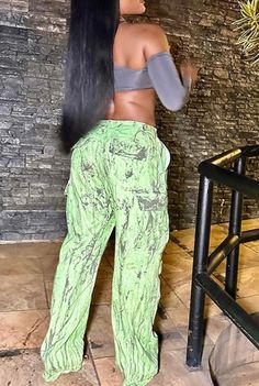 straight long pants. Overalls Casual, Straight Cut Pants, Camo Pants, Printed Trousers, Fitted Trousers, Refashion Clothes, Casual Trousers, Fashion Street, Long Pants