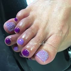 Spring Pedicure, Purple Glitter Nails, Spring Purple, Pedicure Designs Toenails, Pedicure Ideas, Toe Nail Color, Pretty Toe Nails, Summer Toe Nails, Cute Toe Nails