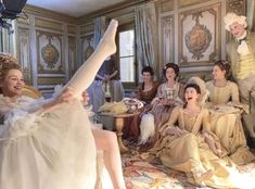 Marie Antoinette Garden, Long Hair Flowers, Bedroom Old Money, Marie Antoinette Sofia Coppola, Old Money Bedroom, Princess Genevieve, Pink Spotify, Spotify Song Lyrics, Old Money Interior