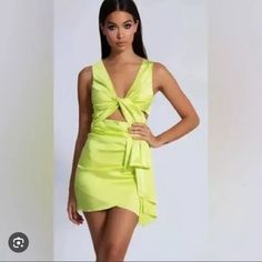 Never Worn! Mini Sundress For Party, Green Mini Dress For Going Out In Summer, Green Summer Dress For Going Out, Green Summer Mini Dress For Party, Green Summer Mini Dress For Night Out, Green Sundress For Party, Green Sleeveless Dress For Going Out, Sleeveless Green Dress For Going Out, Meshki Dresses