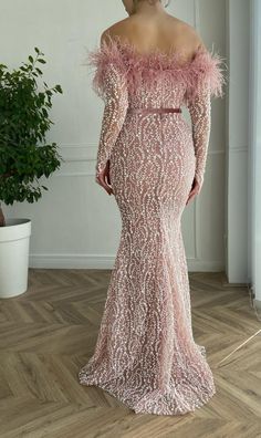 Teuta Matoshi Pink, Over Size Dress, Wedding Reception Gowns, Bad Clothes, Teuta Matoshi, Baby Pink Color, Baby Door, Reception Gown, Most Beautiful Wedding Dresses