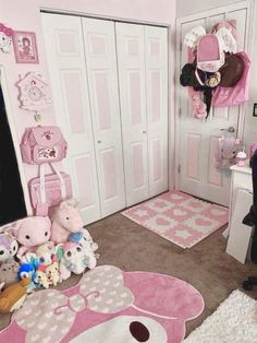 Cutecore Bedroom Ideas, Room Inspo Kawaii, Sanriocore Room, Sanrio Room Aesthetic, Sanrio Room Ideas, Kawaiicore Bedroom, Sanrio Bedroom Ideas