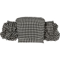 Black gingham puff sleeve bardot crop top $52.00 Short Crop Tops, Mode Pastel, Bardot Crop Top, Gingham Top, Black Gingham, Stil Boho, Grunge Look, Crop Top Outfits, Crop Top And Shorts