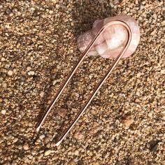 This minimal subtly textured copper hair pin is formed, hammered, shaped and polished by hand. Used to hold hair buns and instantly dresses up your hair in a subtle but lovely way. - Made from sturdy 8 gauge solid Copper wire - Textured lightly on one side at the top with hammer - Measures approximately between 4.25" and 4.5" Gifting - Hair pin comes in a gift bag with a small polishing cloth. Crafted by hand - Each hair pin may not exactly match the one pictured due to its handmade nature, but French Hair Pin, Sand Textures, Hair Buns, Pin Hair, Hair Fork, French Hair, Copper Hair, Hammered Copper, Light Texture