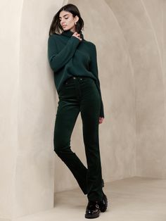 The Slim Velvet Jean | Banana Republic Green Velvet Pants Outfits, Velvet Jeans Outfit, Velvet Pants Outfit Winter, Velvet Pants Outfit, Green Velvet Pants, Casual Christmas Party Outfit, Juniper Green, Winter Pants Outfit, Velvet Jeans