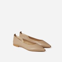 Women’s 40-Hour Flat | Everlane Pointy Toe Flats, Tony Bianco, Flats Patterns, Ferragamo Flats, Pointed Toe Shoes, Flat Sneakers, Ballet Flat Shoes, First Order, Womens Flats