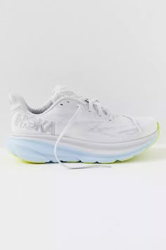 Hoka Shoes Woman, School Wishlist, Hoka Clifton 9, School Shoe, Clifton 9, Hoka Clifton, Track Shoes