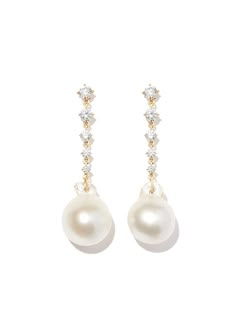 Lizzie Mandler Fine Jewelry 18kt Yellow Gold Éclat Pearl And Diamond Earring - Farfetch Pearl Diamond Earrings, Claw Prong, Pearl And Diamond Earrings, Diamond Earring, Vs Diamond, Classy Jewelry, Women Diamond, Pearl Diamond, Girly Jewelry