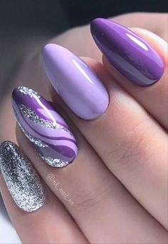 Ongles Gel Violet, Purple Nail Art Designs, Purple Glitter Nails, Unghie Sfumate, Purple Nail Art, Purple Acrylic Nails, Purple Nail Designs, Purple Nail, Purple And Silver