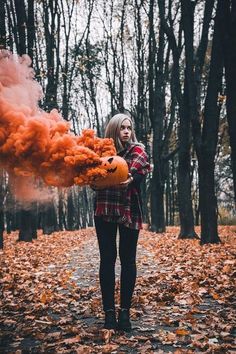 Rauch Fotografie, Uhyggelig Halloween, Perfect Skin Tone, Halloween Photography, Shotting Photo, Foto Tips, Halloween Photoshoot, Fall Photoshoot