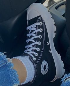 Platform Converse, Cute Nike Shoes, Cute Nikes, Pretty Bags, Converse All Star, Shoe Game, Converse Shoes, Converse High Top Sneaker