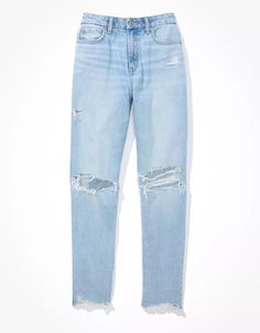 Mom Jeans American Eagle, Cute Ripped Jeans, American Eagle Aerie, American Eagle Mom Jeans, Senior Photo Outfits, Mom Jeans Outfit, Casual Preppy Outfits, Cute Preppy Outfits, Mom Jean