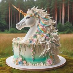 there is a cake that looks like a unicorn