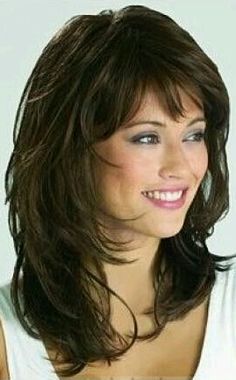 Fantastic medium length hairstyle Short Haircuts With Bangs, Shag Hairstyles, Hair With Bangs, Shoulder Length Hair Cuts, Haircuts With Bangs, Medium Hair Cuts, Shoulder Length Hair, Great Hair, Layered Hair